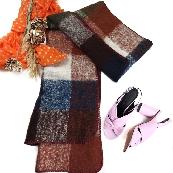 Torrid Large Poly Fleece Scarf OneSize - Picture 3 of 8